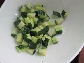 吃鸡的蜜瓜,一场甜蜜的生存挑战之旅