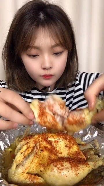 山东姐妹吃瓜,一场夏日里的欢乐食瓜盛宴