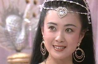 最美三圣母吃瓜,揭秘瓜界女神风采