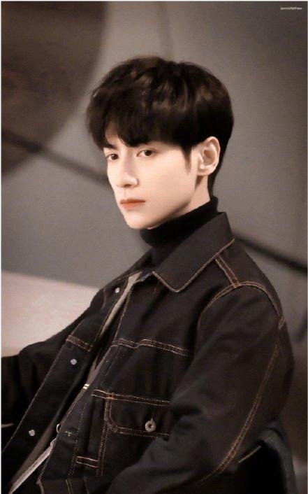 追星吃瓜罗云熙,从追星到吃瓜，揭秘明星背后的故事