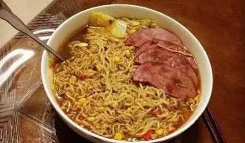 瓜哥吃泡面视频,一场味蕾与时间的较量