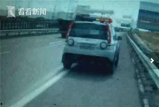 司机吃瓜搞笑视频,笑料百出引人捧腹