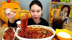 泡菜妹吃瓜,揭秘娱乐圈那些不为人知的幕后故事