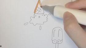 教室吃瓜画画,吃瓜画画两不误