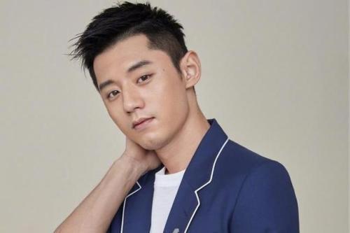 吃瓜张继科最新,揭秘背后真相与争议