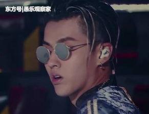 小佛爷吃瓜事件,揭秘网络红人的争议瞬间