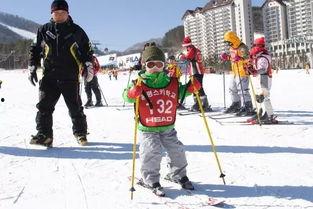 雪场吃瓜拍照,吃瓜拍照，记录冬日欢乐时光
